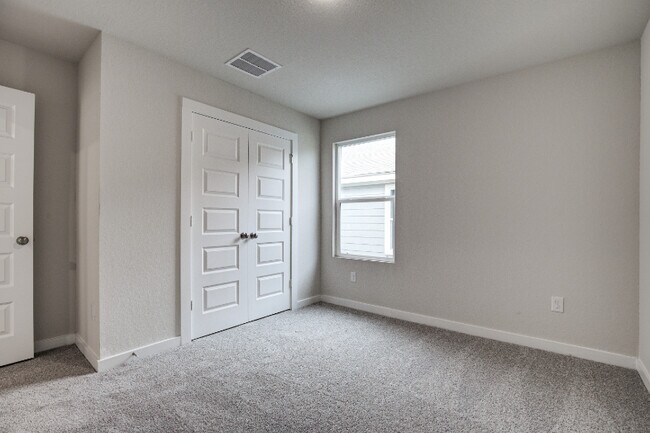 2543 Rambo Dr, San Antonio, TX 78224 - photo 7