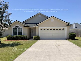 2675 Secret Harbor Dr, Orange Park, FL 32065