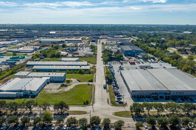 About Kashmere Gardens Schools, Demographics, Things to Do