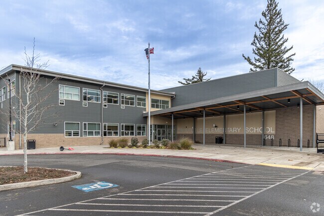 Troutdale Elementary School receives a C-plus grade from Niche.