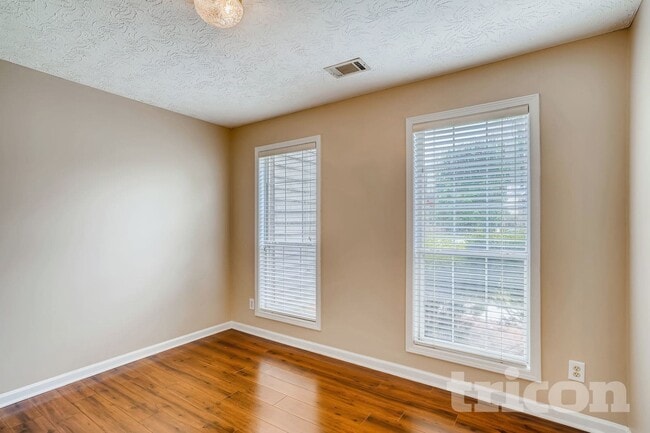 1177 Adah Ct, Lawrenceville, GA 30043 - photo 3