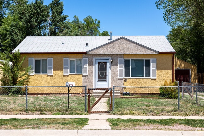 Several homes were built between 1940 and 1969 in the Stratton Meadows Neighborhood.