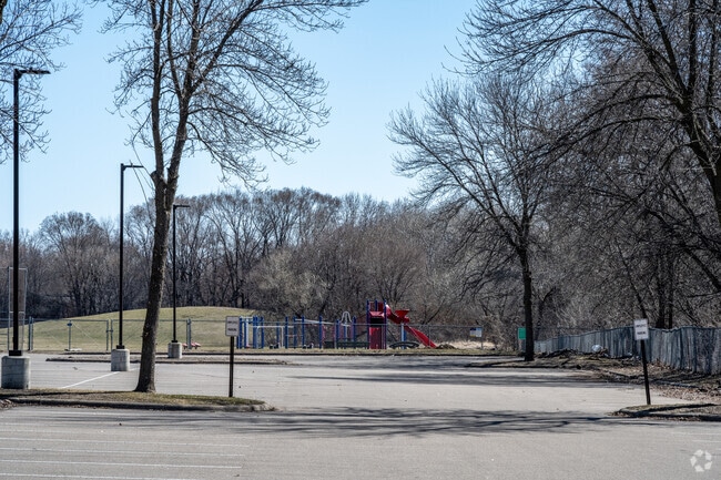 Zanewood Community School has a playground and recess area.