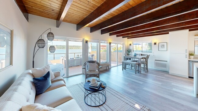 17 N Salmon Beach, Tacoma, WA 98407 - photo 2