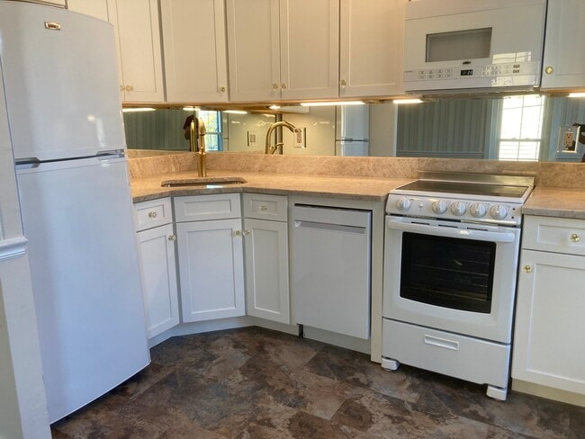 32 Bridge St unit 32A, Frenchtown, NJ 08825 - photo 7