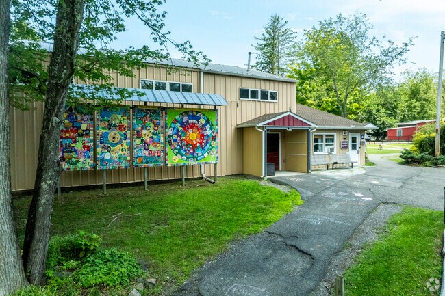 Tuition at Woodstock Day School is $19,000 for the highest grade offered.