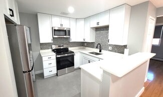 133 Warren St Unit 5, Watertown, MA 02472