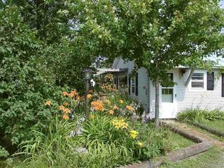 39 Wellsprings Ln, Royalton, VT 05068