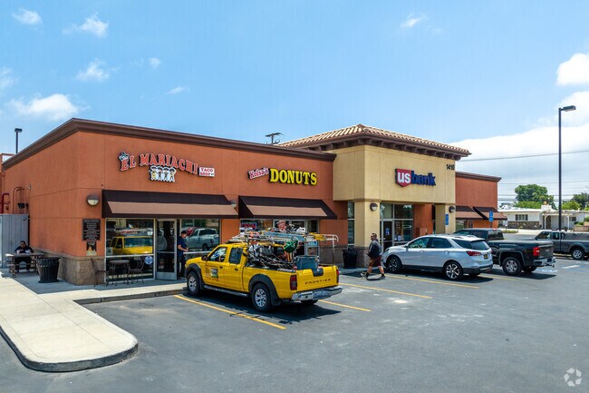 Beaumont offers a variety of local restaurants for its residents to enjoy.