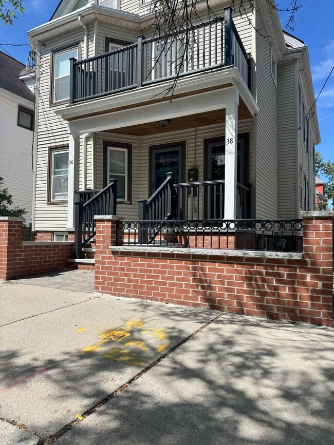 38 Willow Ave Unit NA, Somerville, MA 02144