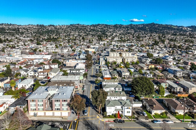 Most of the houses in the Solano Hil community are typical suburban homes against the hills.