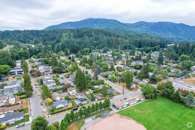 Gilman is located about 30 minutes east of Downtown Seattle, along I-90.