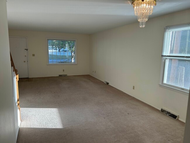 Dining area & Living room