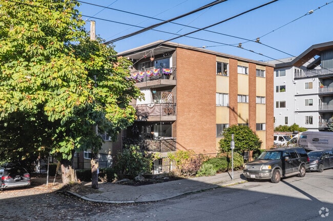 The Lorelei | A Dynamic Urban Living Experience, Seattle, WA 98102 - photo 4