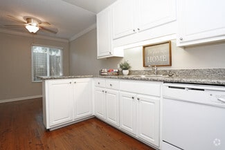 141 Flora Ave, Walnut Creek, CA 94595