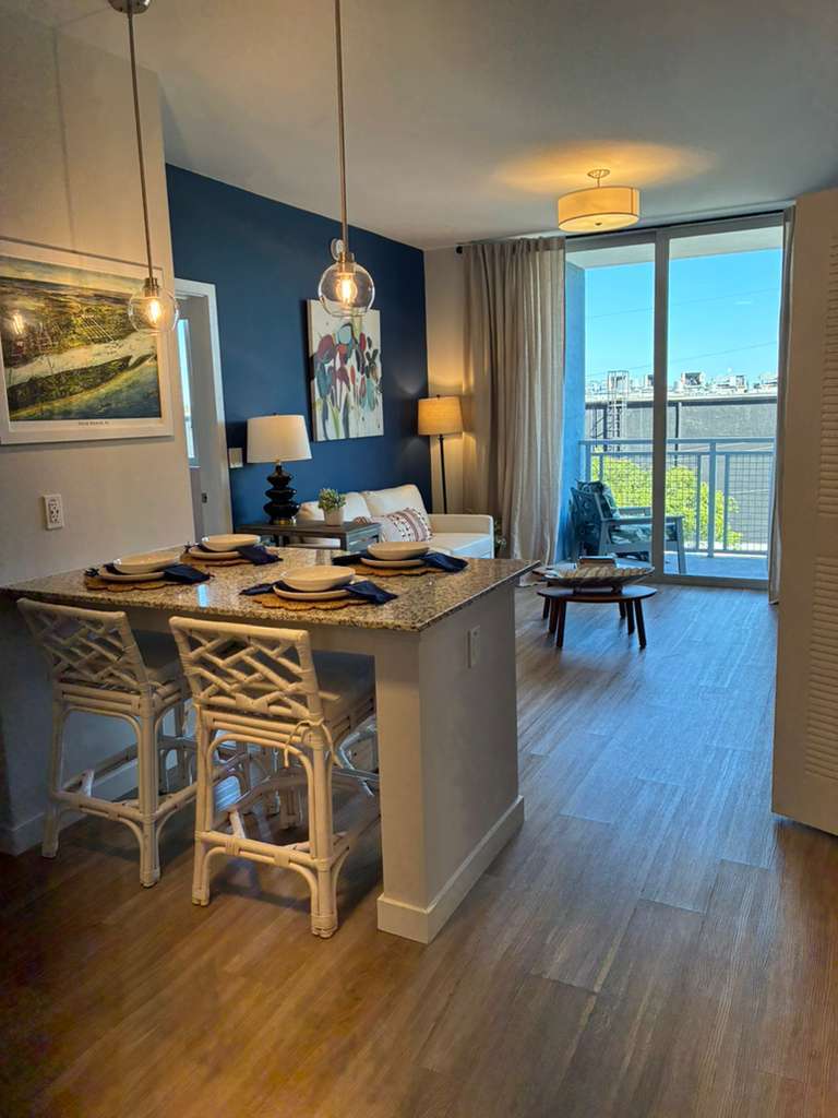 1465 W 31st St unit C1, Hialeah, FL 33012 - photo 1