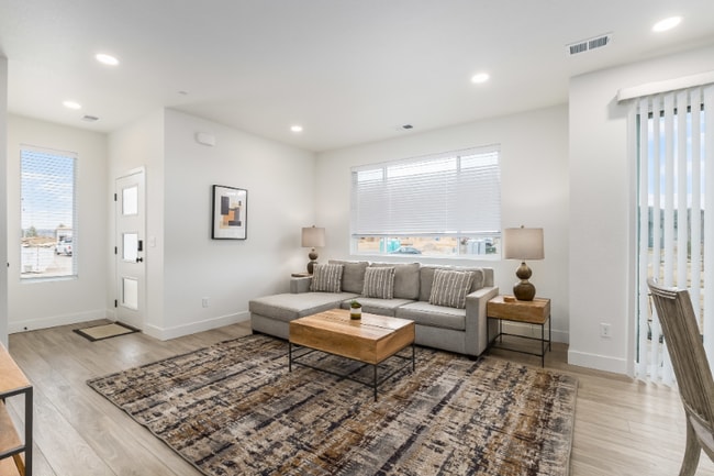 5795 Champlain Dr, Timnath, CO 80547 - photo 4