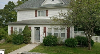 41 Trask St, Gloucester, MA 01930