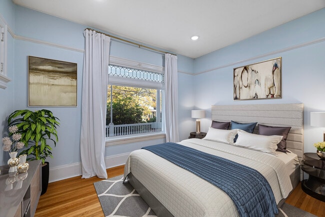 2338 NW Hoyt St, Portland, OR 97210 - photo 6