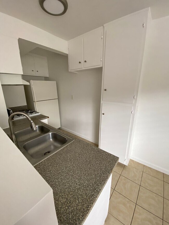 1765, Long Beach, CA 90813 - photo 7