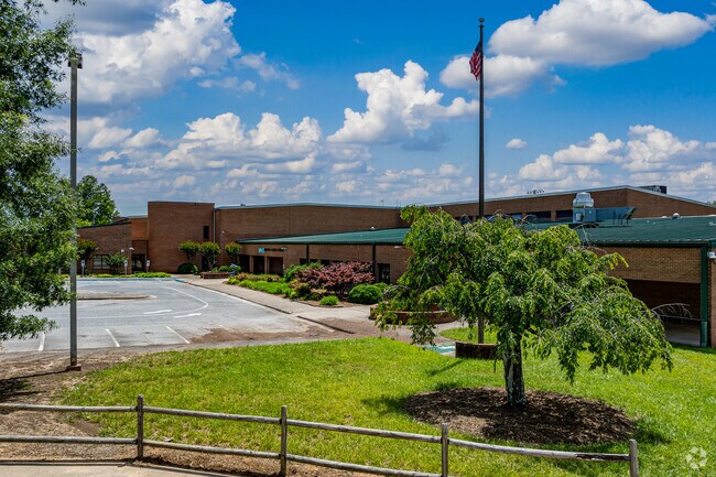 Reidsville Middle School serves over 600 students in the Reidsville area.