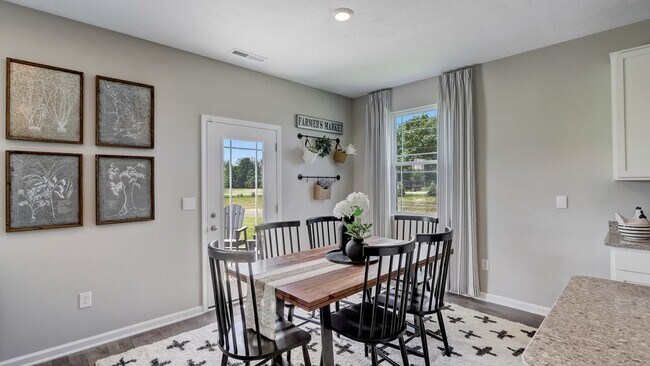 7961 Magnolia St unit 36206469, New Palestine, IN 46163 - photo 3