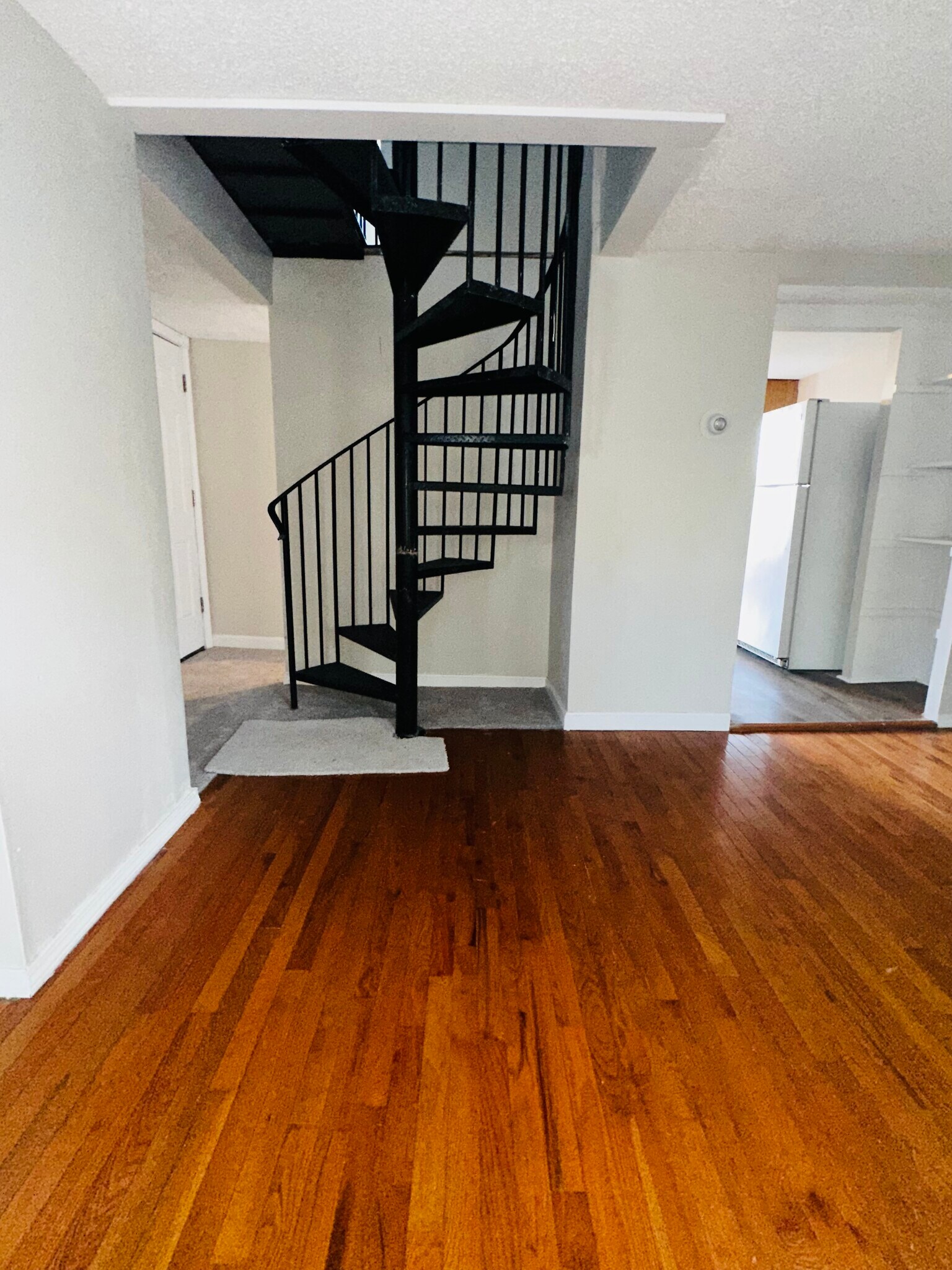 139 Princeton St unit 2, Boston, MA 02128 - photo 1