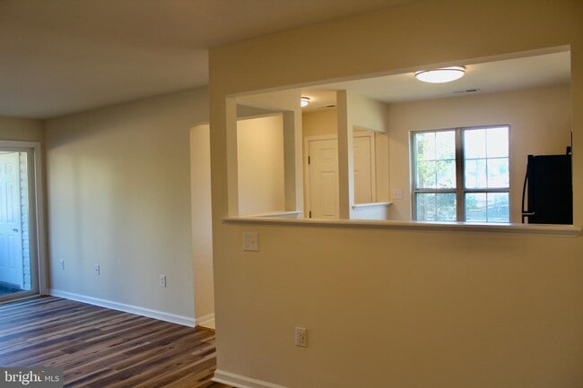 9266 Chapman Oak Dr, Manassas, VA 20110 - photo 6