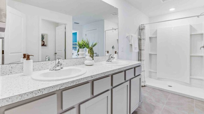 4401 Sand Dollar Way, Zephyrhills, FL 33541 - photo 7