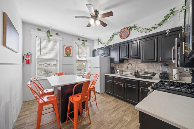 84 W 42nd St unit ID1314492P, Bayonne, NJ 07002 - photo 3