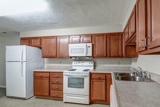 28 Roosevelt St, Shinnston, WV 26431