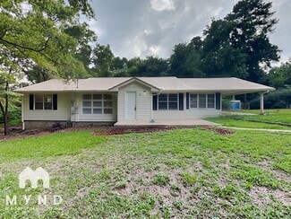 69 Cash Dr, Adamsville, AL 35005