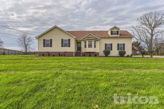 206 Bettis Rd, Lebanon, TN 37090 - photo 2