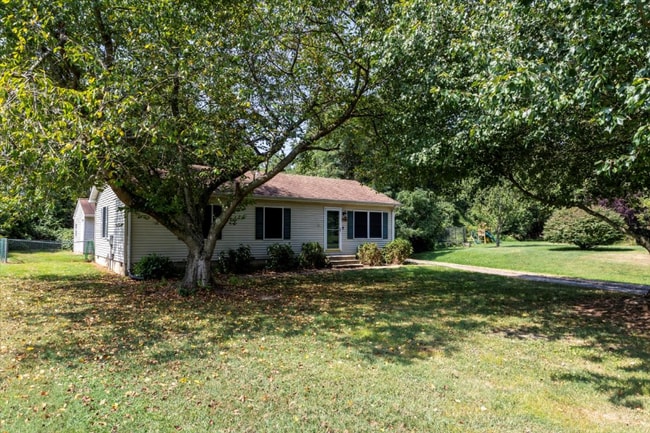 129a Manor Ave N, Chestertown, MD 21620 - photo 2