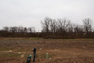 1011 Heimat Haus Dr, Grove City, OH 43123