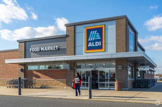 Check off your grocery list in Middletown at the local Aldi.