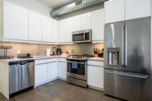 1414 Grand St unit ID1295532P, Hoboken, NJ 07030 - photo 7
