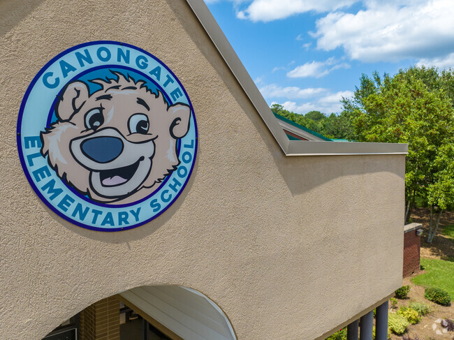 Canongate Elementary School has tons of school spirit.