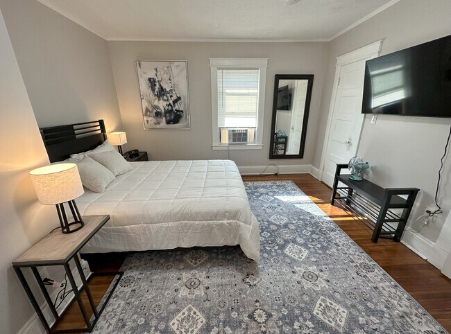 664 Flatbush Ave unit FURNISHED NEWLY UPDA, West Hartford, CT 06110 - photo 6