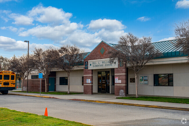 The bus loop at Bill L Williams Elementary is found on the north side of the school grounds.