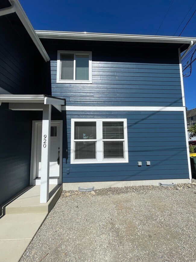 918 Billy Frank Jr St, Bellingham, WA 98225