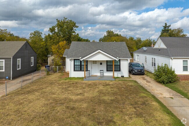 Basic bungalows are the most common homes found in Sequoyah.