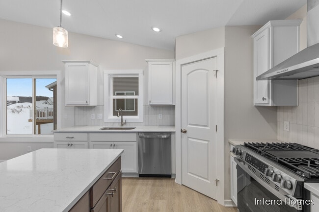 3786 Ambrosia Dr SW, Grand Rapids, MI 49534 - photo 5