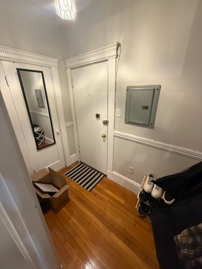 38 Hemenway St Unit 21, Boston, MA 02115