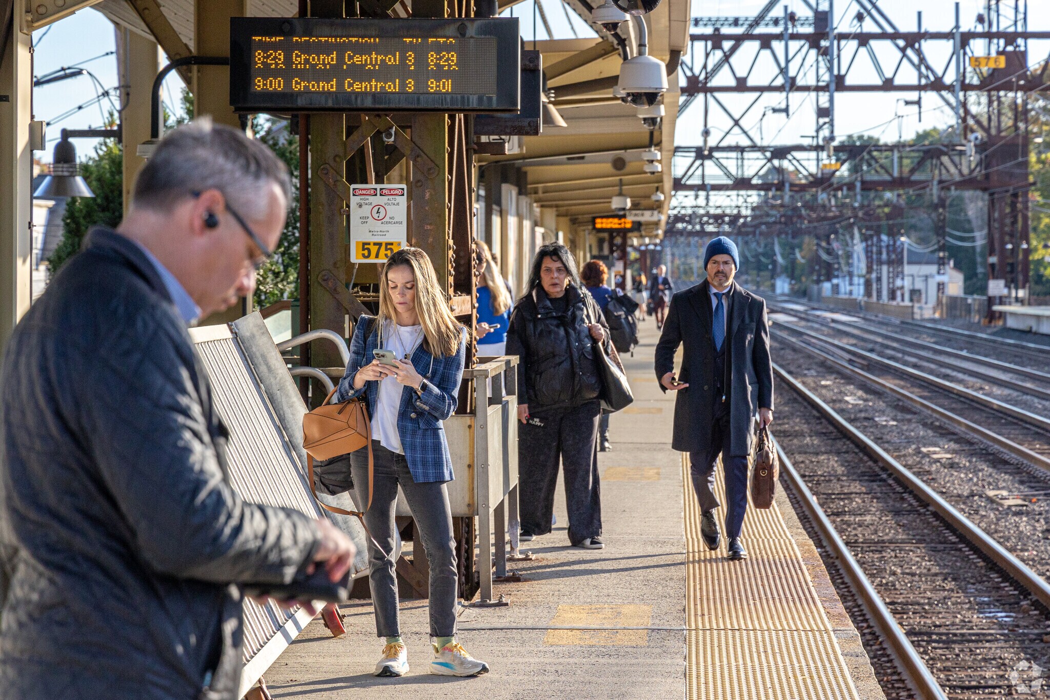Westport Train Station, 4 miles south of Coleytown, offers easy access to neighboring cities.
