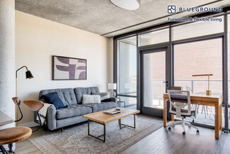 450 W Belmont Ave Unit FL5-ID983, Chicago, IL 60657