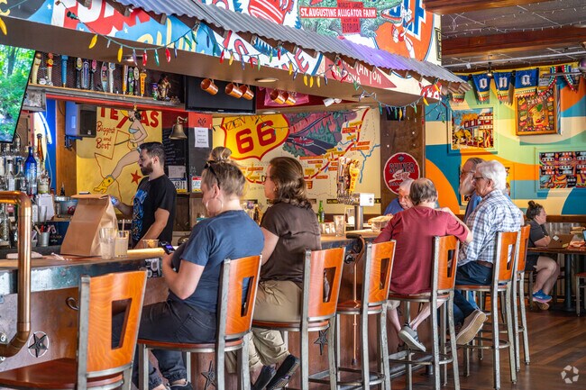 Zen West is a great bar in Lake Walker.