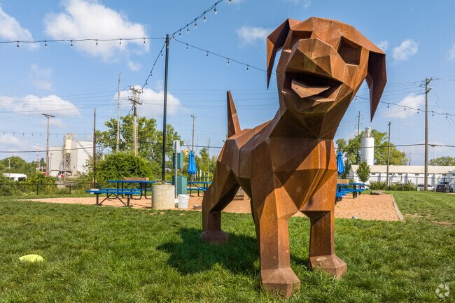 Boneyard in Hawthorne is a dog-friendly watering hole.