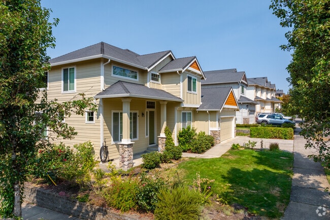 New homes line tree-shaded sidewalks throughout Fisher’s Creek.