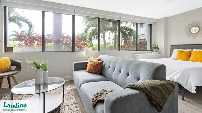 305 Dr M L K Jr St S unit 105, Saint Petersburg, FL 33705 - photo 2